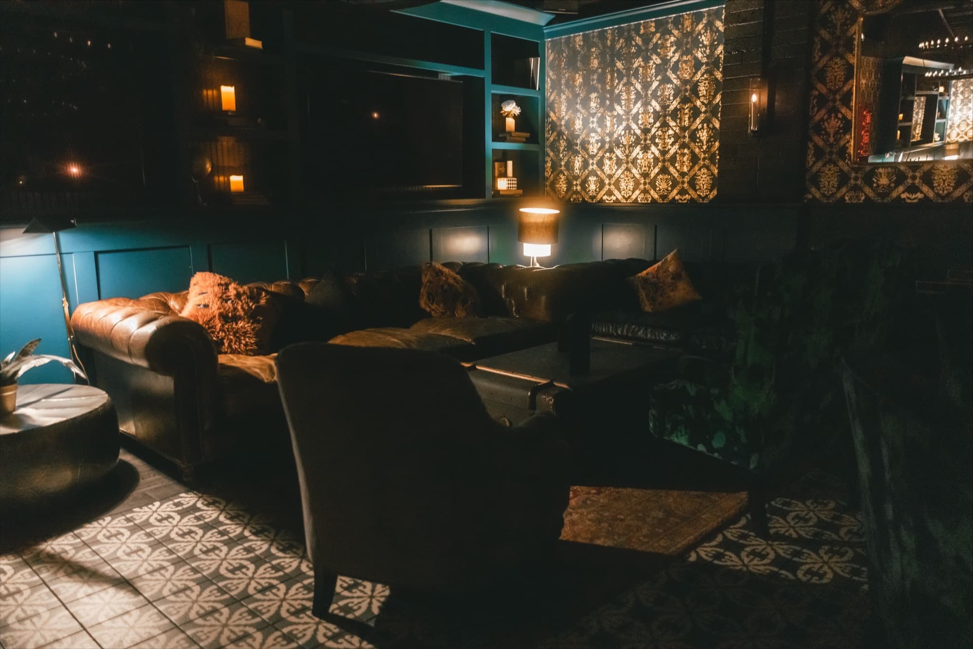 Sugar Room Wednesday — Wine & Vibe Wednesdays
